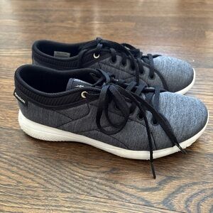 Reebok Charcoal and Black Casual Shoes